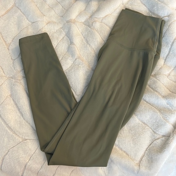 Tops - Olive workout leggings